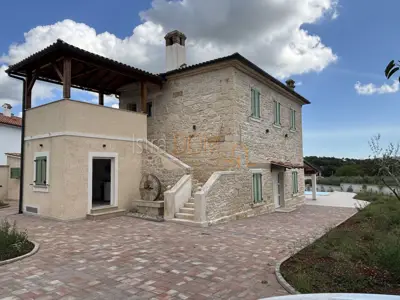 Kuća u Barbanu, bazen i konoba - 3