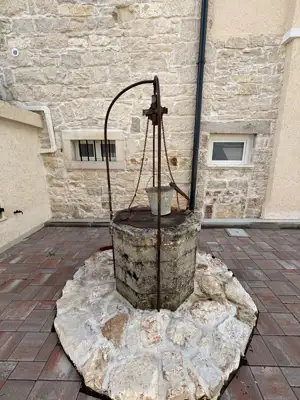 Kuća u Barbanu, bazen i konoba - 7