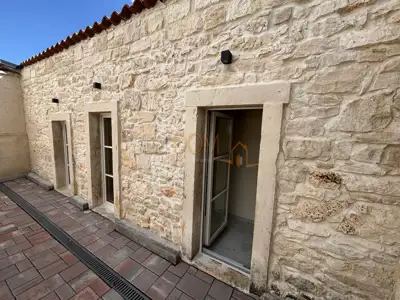 Kuća u Barbanu, bazen i konoba - 6