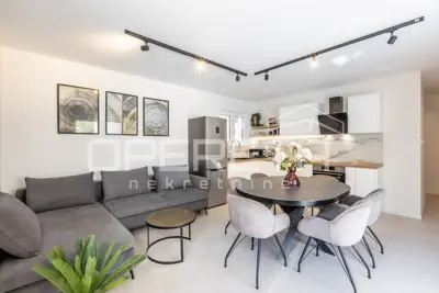 Luxusvilla in Žrnovnica - Oase des Luxus und der Privatsphäre in der Umgebung von Split - 17
