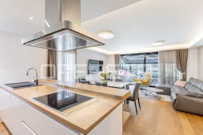 Luxusvilla in Žrnovnica - Oase des Luxus und der Privatsphäre in der Umgebung von Split - 6