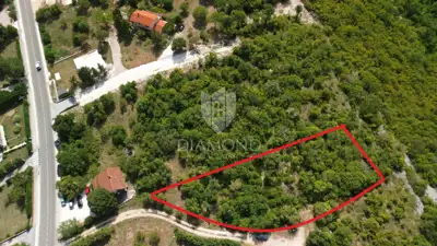 Building plot 1,316 m², Labin - near the center