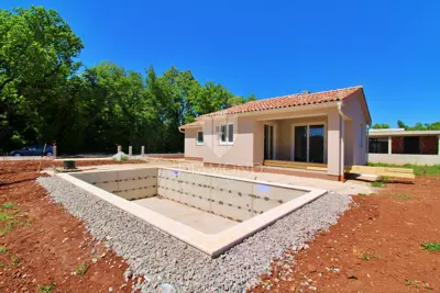 Kuća 108 m², Labin - bazen i okućnica - 5
