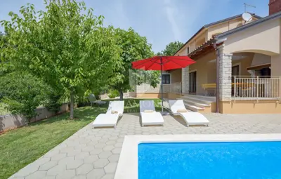 House 140 m², Poreč surroundings - pool and garden - 17