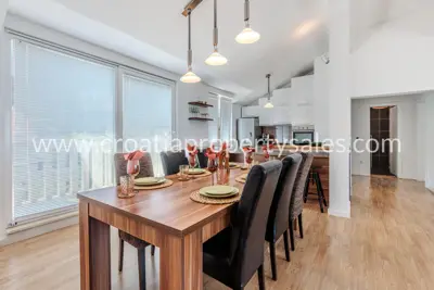 Haus, Brač, 300 m², 1 780 000 € - 4