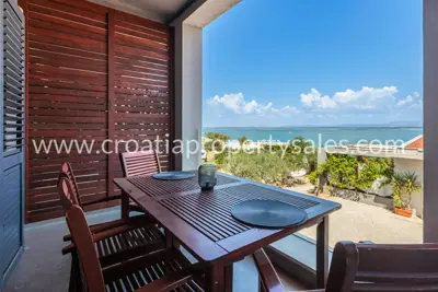 Haus, Brač, 300 m², 1 780 000 € - 2