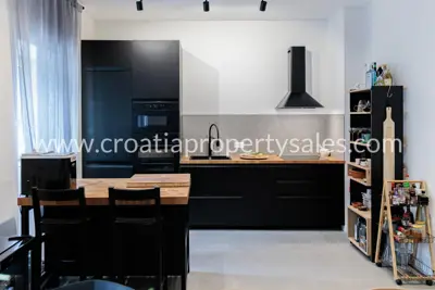 Haus, Brač, 300 m², 1 780 000 € - 10