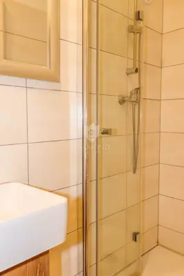 Apartment 95 m², Pula Centar - 3 renovated units - 13