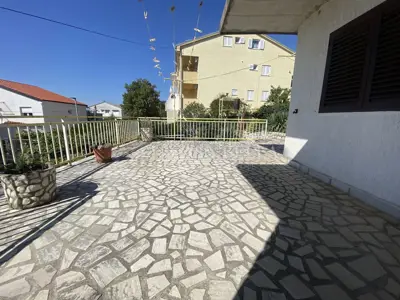 Stan 112 m², Dramalj - 3 spavaće sobe i terasa - 15