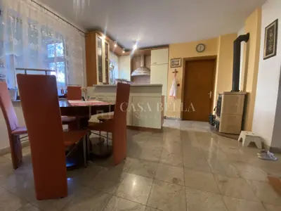 Stan 112 m², Dramalj - 3 spavaće sobe i terasa