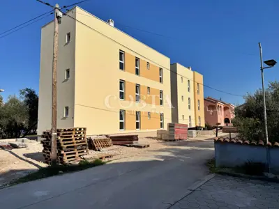 Stan 66,75 m², Sukošan - 3 sobe, vrt 134 m² - 14