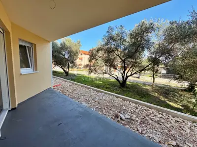 Stan 66,75 m², Sukošan - 3 sobe, vrt 134 m² - 7