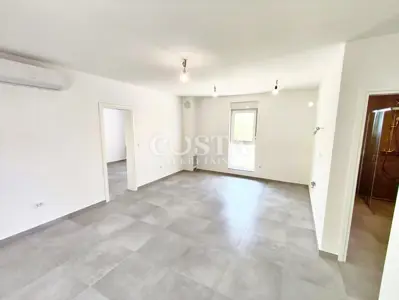 Stan 66,75 m², Sukošan - 3 sobe, vrt 134 m² - 6