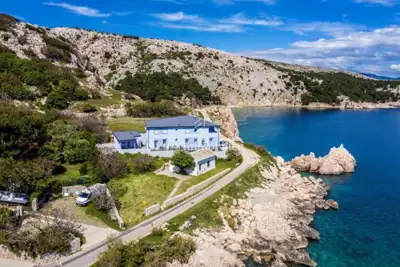 House 217 m², Baška on the island of Krk - first row to the sea - 2