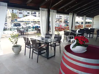 Ugostiteljski objekt 180 m², Poreč - prvi red do mora