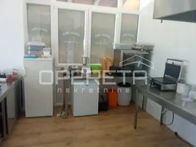 Ugostiteljski objekt 180 m², Poreč - prvi red do mora - 10