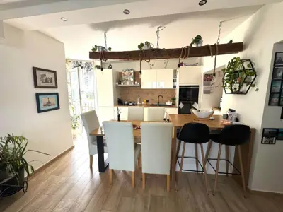 Stan, Vidikovac Pula, lođa i moderno uređenje