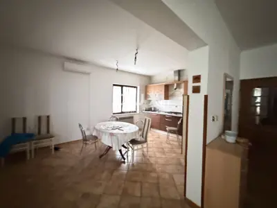 ZADAR, PLOVANIJA - Flexible commercial space 200 m² - 3