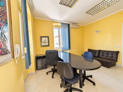 Wohnung 62 m², Rijeka Centar - 2 Zimmer - 4