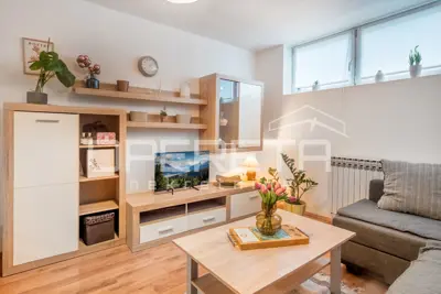 Stan 51 m², Mlinovi, mirno okruženje uz obiteljsku kuću - 1