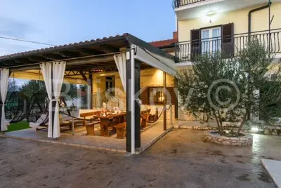Haus 340 m², Unešić, Podumci - ruhige ländliche Umgebung - 22