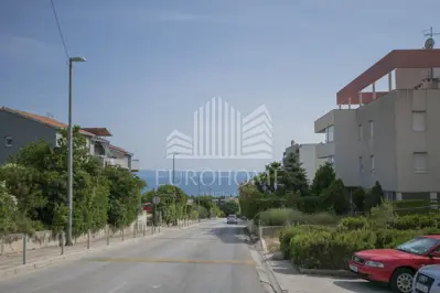 SPLIT, Pazdigrad, Stan najam uz more, 62.00 m², 2S, GARAZA - 11