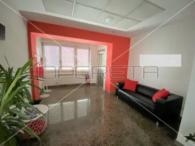 Gewerbefläche 137 m², Kvatrić, Mietvertrag in ausgezeichneter Lage