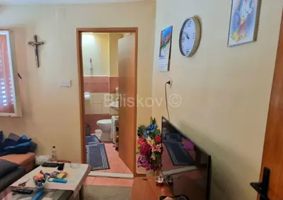 Trogir, dvojna kuća u blizini centra grada, prodaja - 4