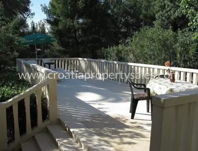 Kuća 464 m², Otok Brač - 70 m od mora - 2