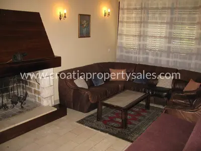 Kuća 464 m², Otok Brač - 70 m od mora - 7