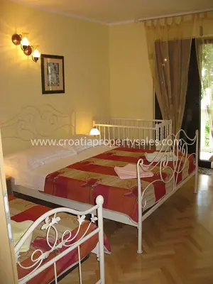 Kuća 464 m², Otok Brač - 70 m od mora - 5