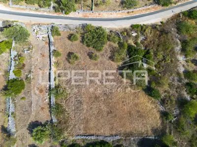 Poljoprivredno zemljište 1.683 m², Vinišće - mirna lokacija - 8