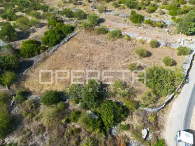 Poljoprivredno zemljište 1.683 m², Vinišće - mirna lokacija - 21