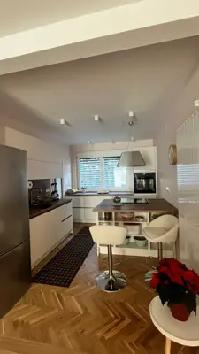 Wohnung zur Miete in Jelenovac, 90 m² - 3