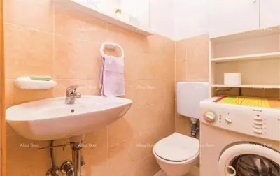 Kuća 138m² u Puli – bazen i natkrivena terasa - 21