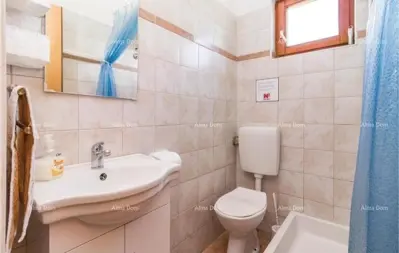 Kuća 138m² u Puli – bazen i natkrivena terasa - 22