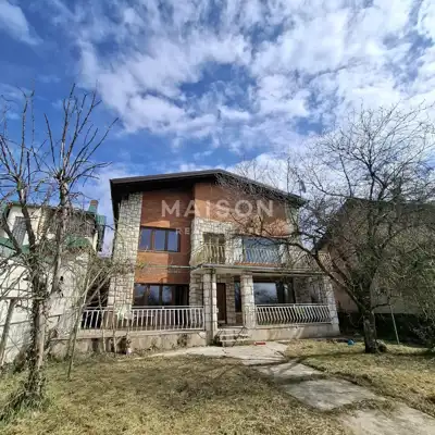 House 400 m², Zibel Sisak - by the Kupa River and large yard - 1