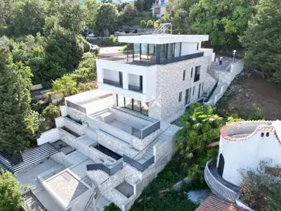 Opatija, centar, moderna vila, 300 m², okućnica 1179 m² - 12