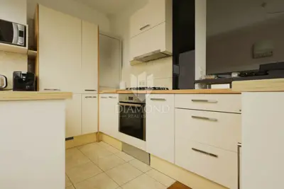 Stan 114 m², Šestine - otvoren pogled i loggia - 7