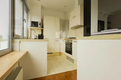 Stan 114 m², Šestine - otvoren pogled i loggia - 8