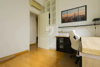 Stan 114 m², Šestine - otvoren pogled i loggia - 18