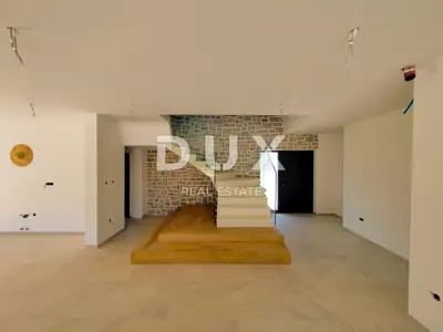 Villa 220 m², Tinjan - Pool 60 m² und Sommerküche - 13