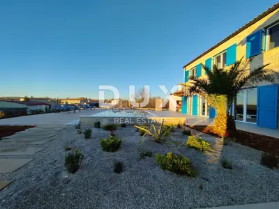 Villa 300 m², Višnjan - luxuriöse neue Villa - 4