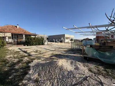 Kuća 154 m², Debeljak - renovirana prizemnica s vrtom - 5