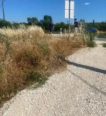 Grundstück 2.070 m², Kožlovac bei Benkovac - an der Hauptverkehrsstraße - 3