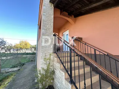 Haus 335 m², Murvica - freistehend, zwei Wohnungen und Garage - 7
