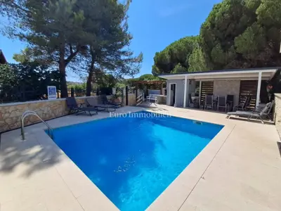 House 240 m², Valbandon - near the sea and Fažana - 4
