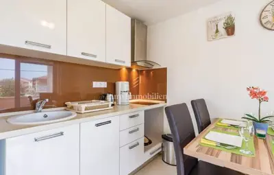 House 240 m², Valbandon - near the sea and Fažana - 13
