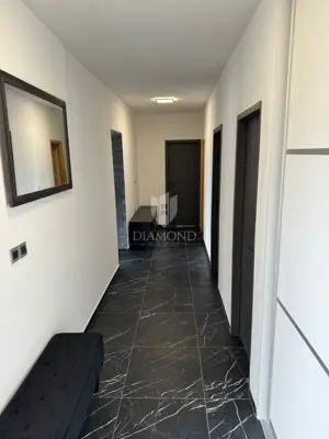 Kuća 238 m², Viškovo - širi centar i otvoren pogled - 12