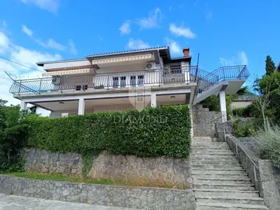Kuća 238 m², Viškovo - širi centar i otvoren pogled - 2